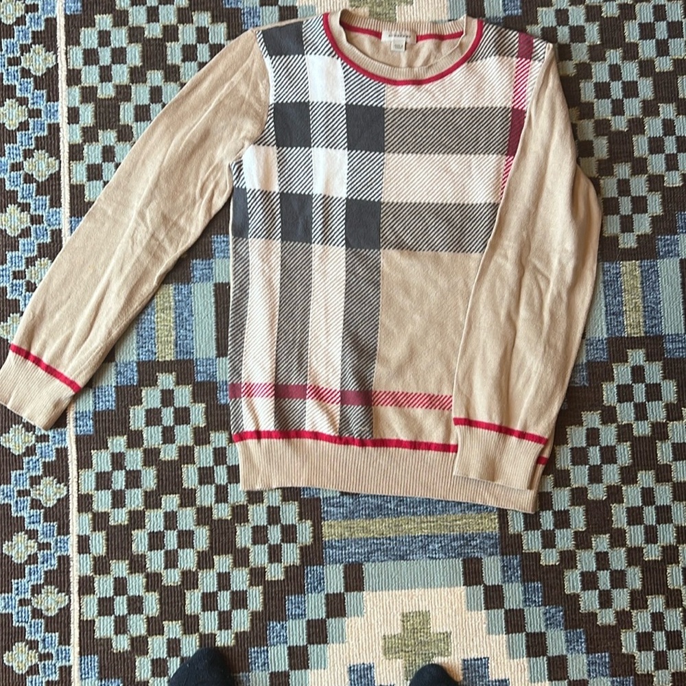 Boys Burberry Beige and Red Checkered Sweater with Plaid Design - size 12
